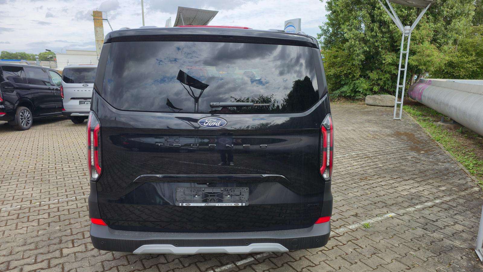 Fahrzeugbild eines Ford Tourneo Custom