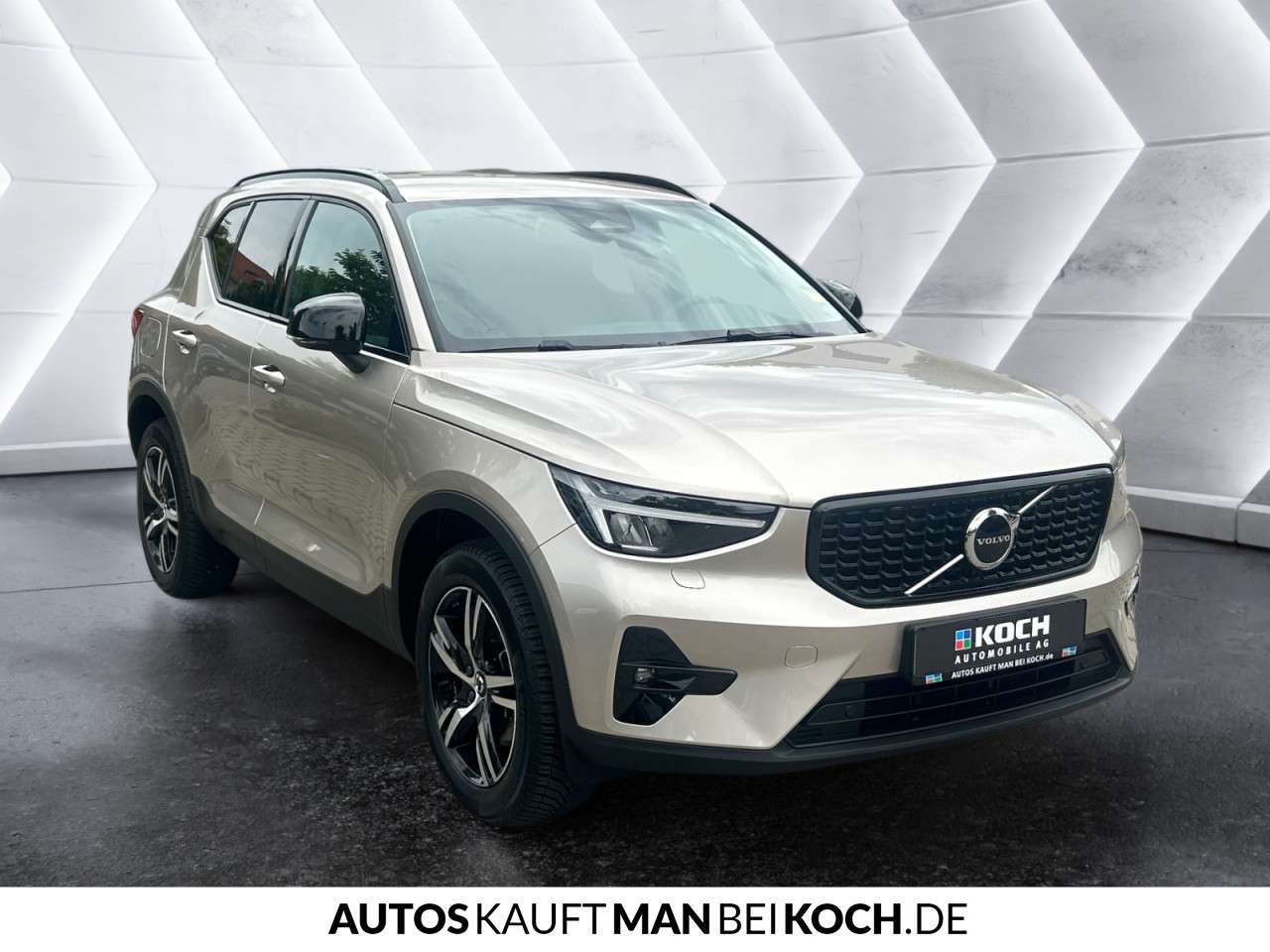 Fahrzeugbild eines Volvo XC40