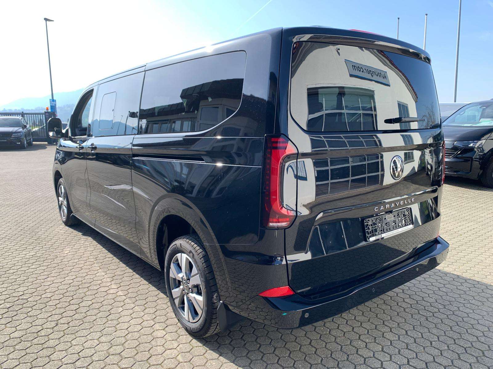 Fahrzeugbild eines Volkswagen Caravelle