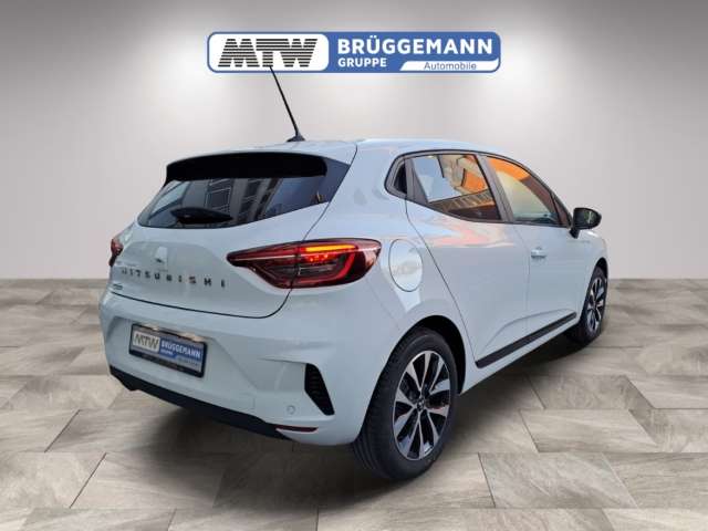 Fahrzeugbild eines Mitsubishi Colt