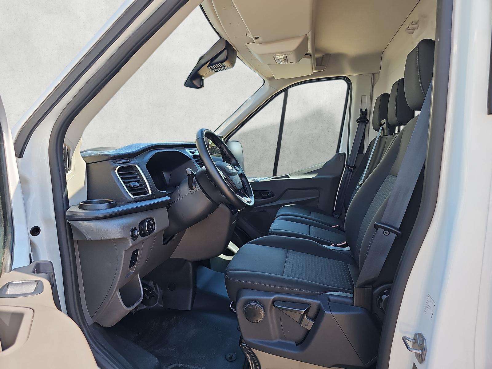 Fahrzeugbild eines Ford Transit