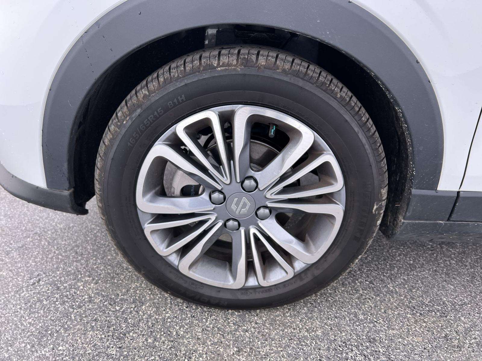 Fahrzeugbild eines Leapmotor T03