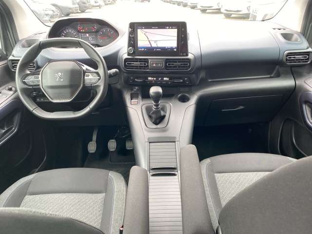 Fahrzeugbild eines Peugeot Rifter