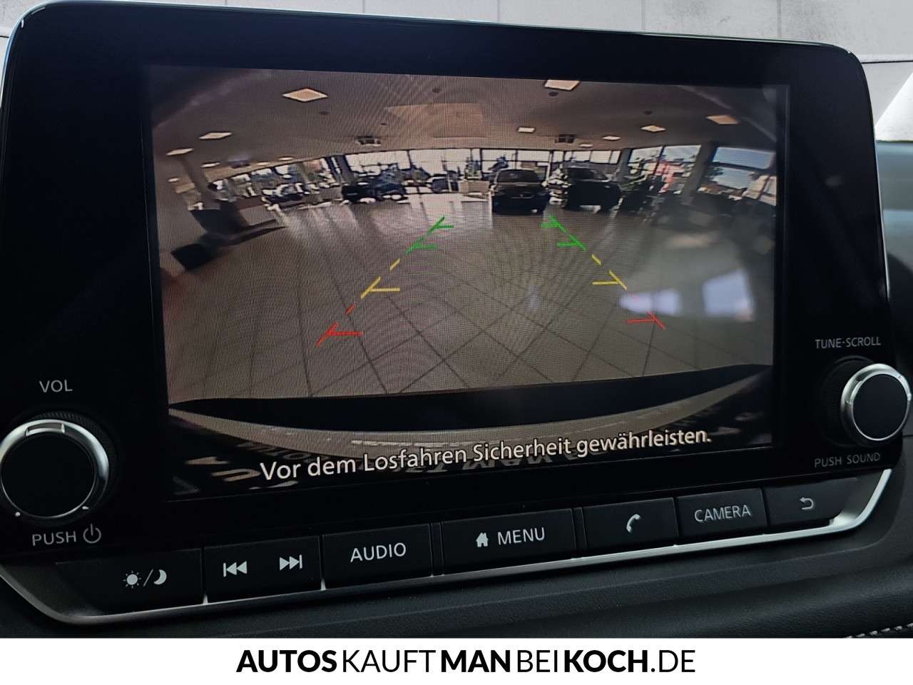 Fahrzeugbild eines Nissan X-TRAIL