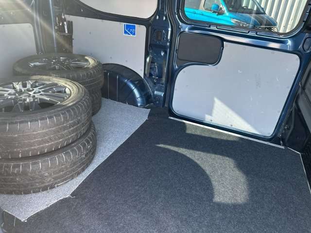 Fahrzeugbild eines Ford Transit Custom