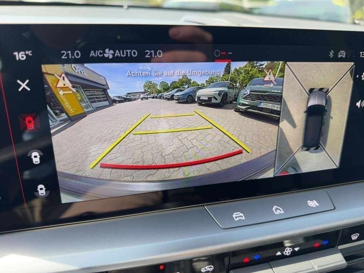 Fahrzeugbild eines Opel Grandland X