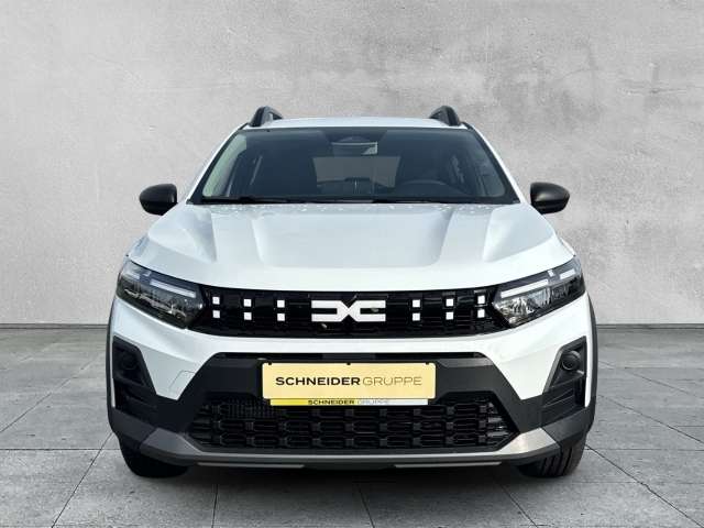 Fahrzeugbild eines Dacia Sandero