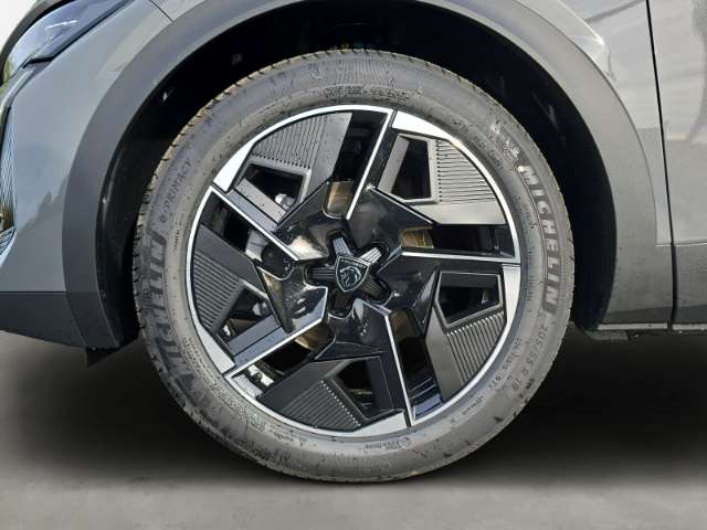 Fahrzeugbild eines Peugeot 408