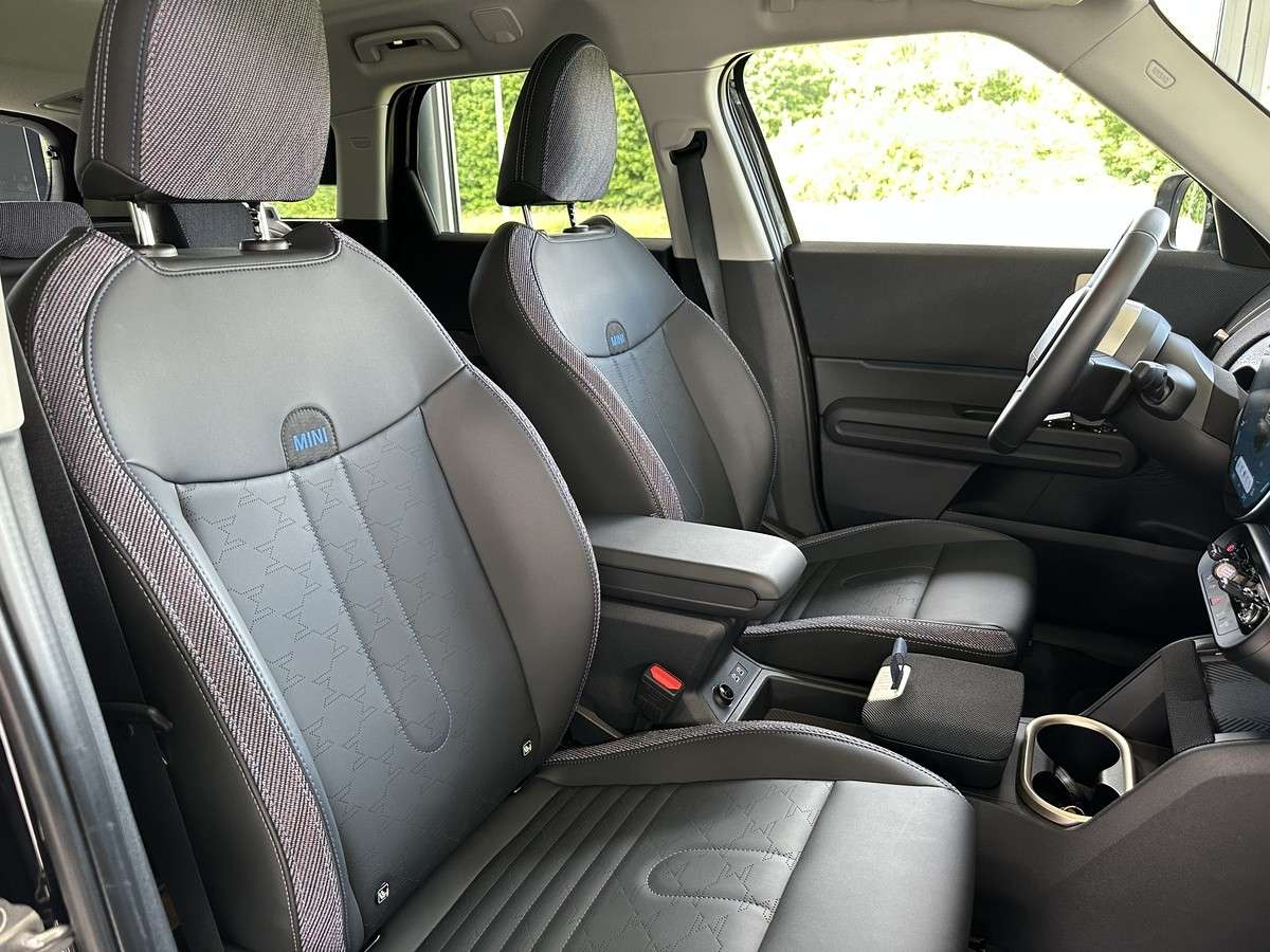 Fahrzeugbild eines MINI Countryman