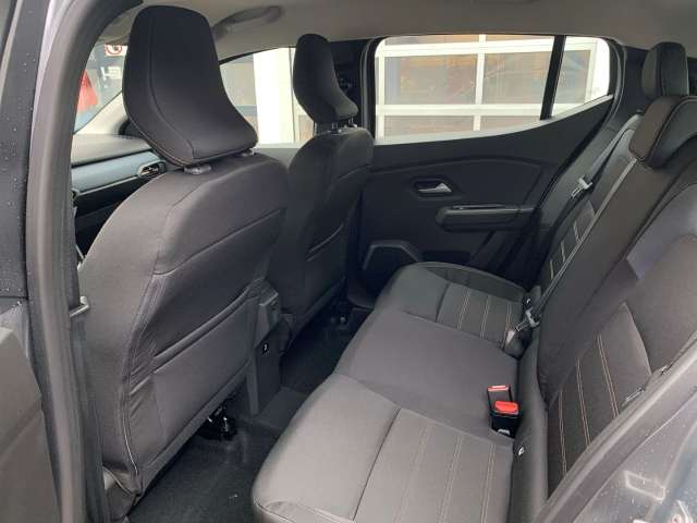 Fahrzeugbild eines Dacia Sandero