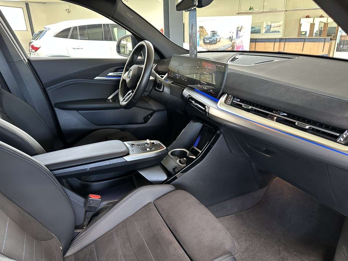 Fahrzeugbild eines BMW ix2