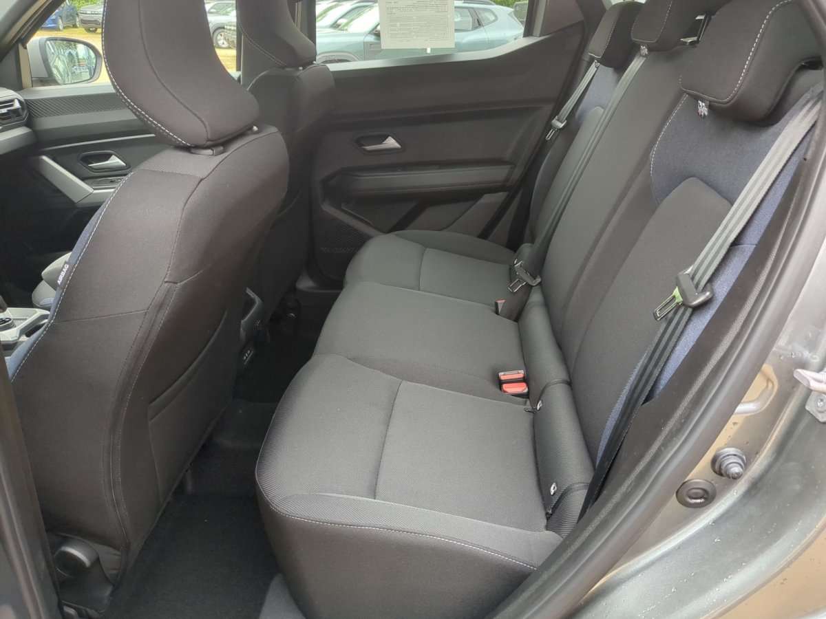 Fahrzeugbild eines Dacia Duster