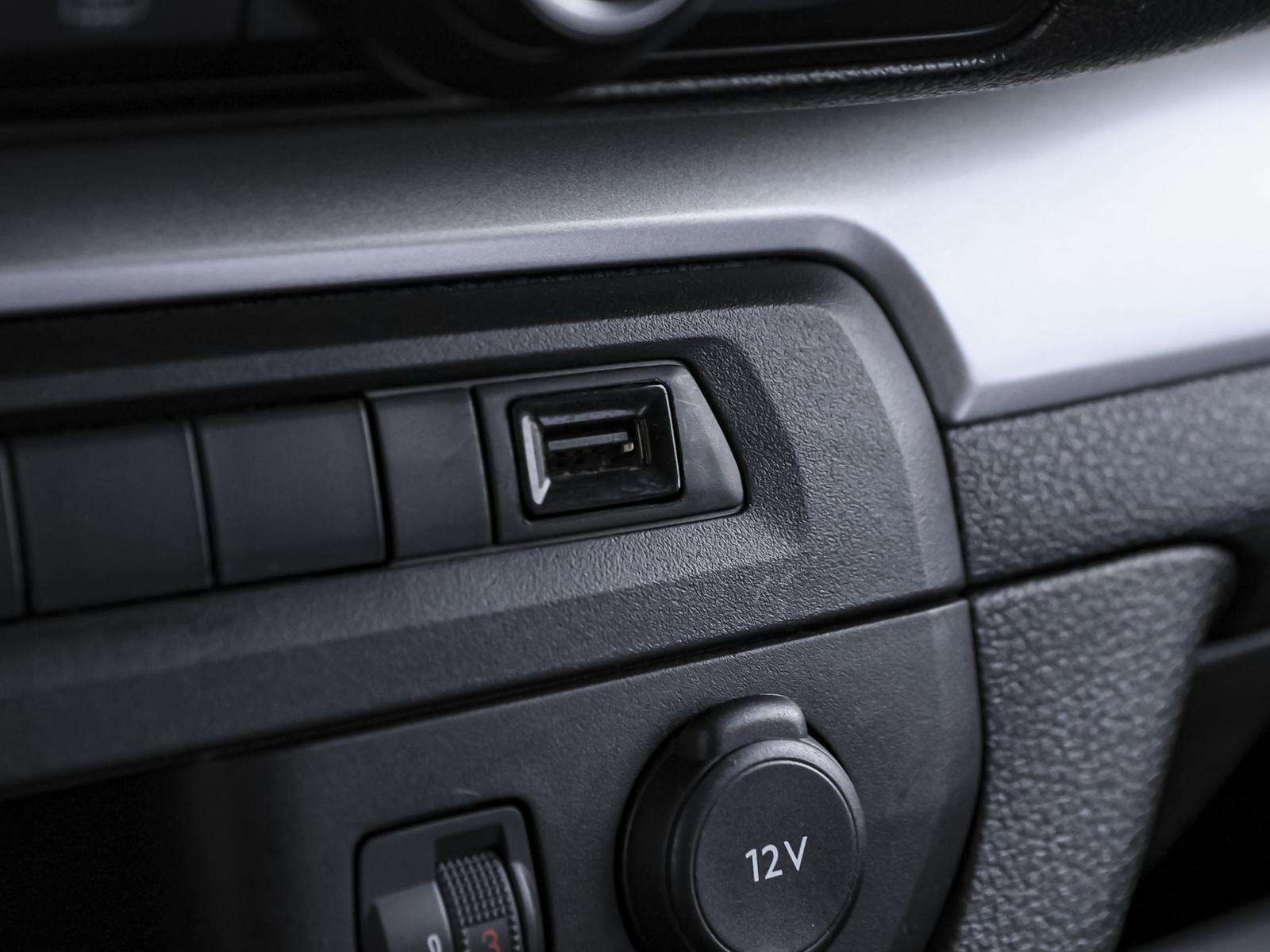 Fahrzeugbild eines Peugeot Traveller