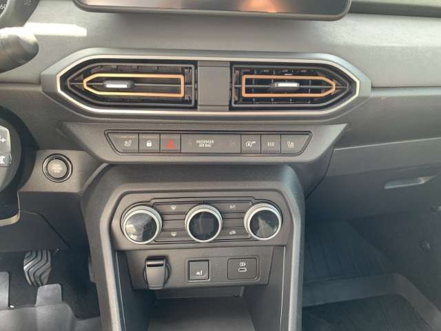 Fahrzeugbild eines Dacia Jogger