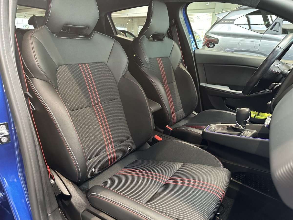Fahrzeugbild eines Renault Clio