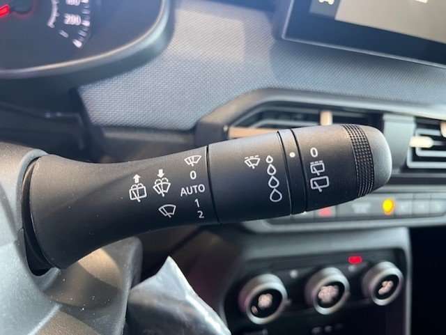 Fahrzeugbild eines Dacia Sandero