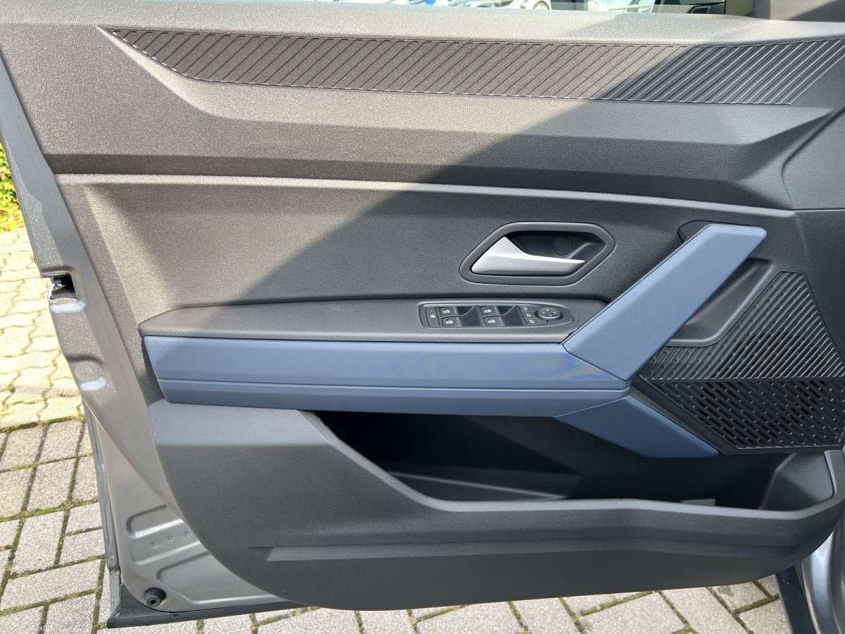 Fahrzeugbild eines Dacia Duster