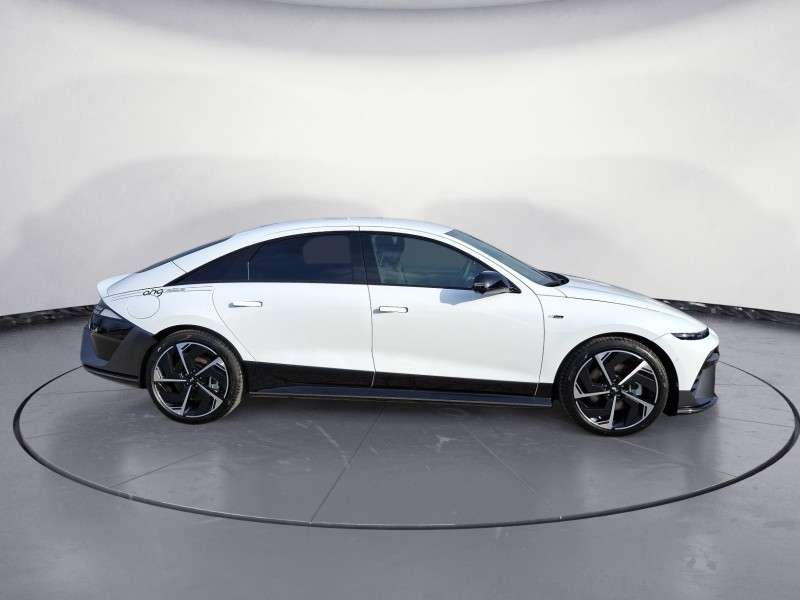 Fahrzeugbild eines Hyundai IONIQ 6