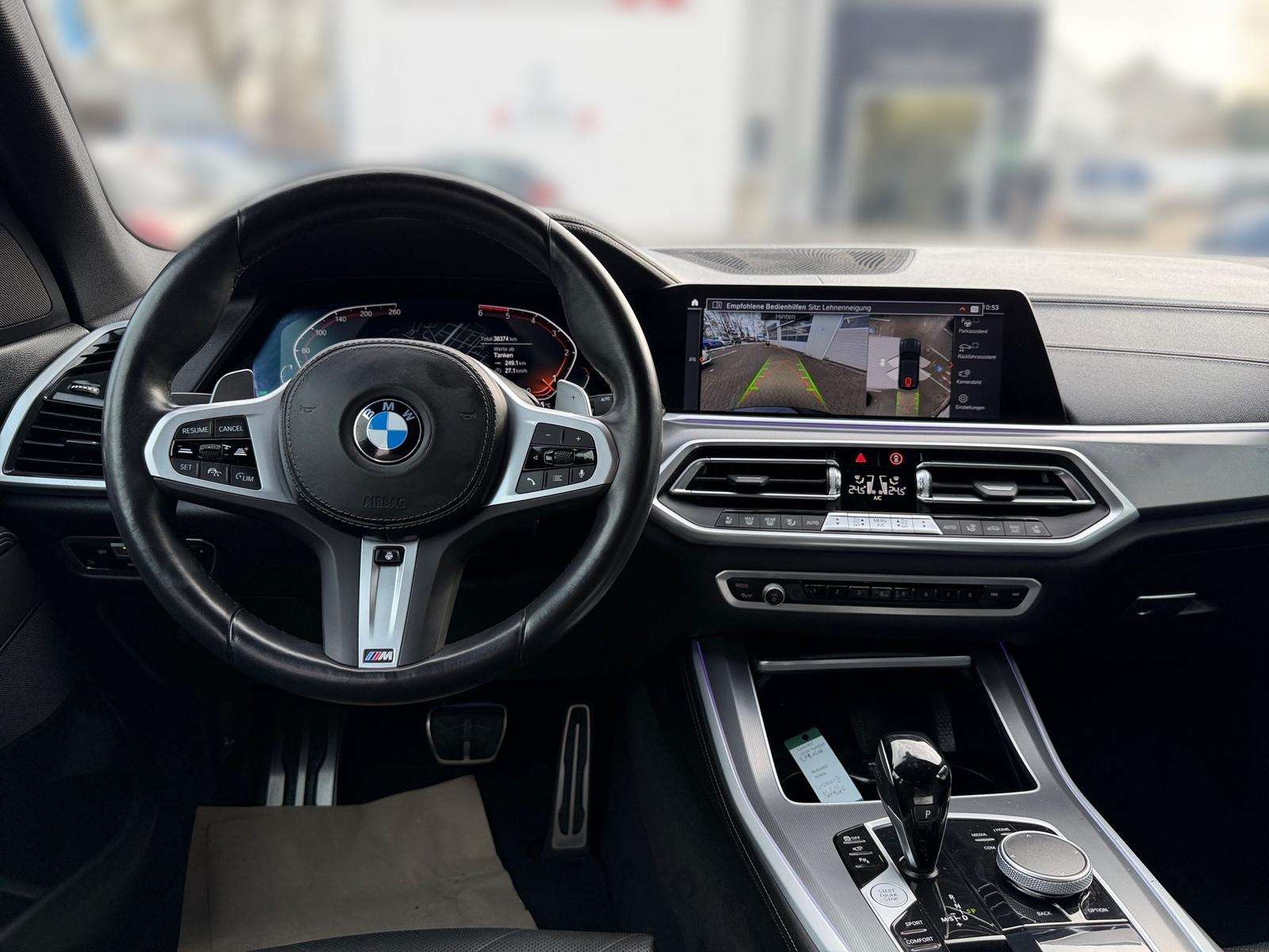 Fahrzeugbild eines BMW X5