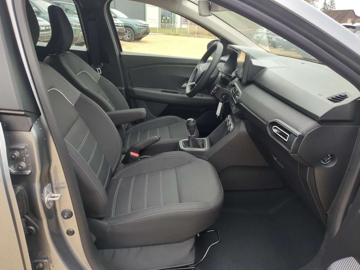 Fahrzeugbild eines Dacia Sandero