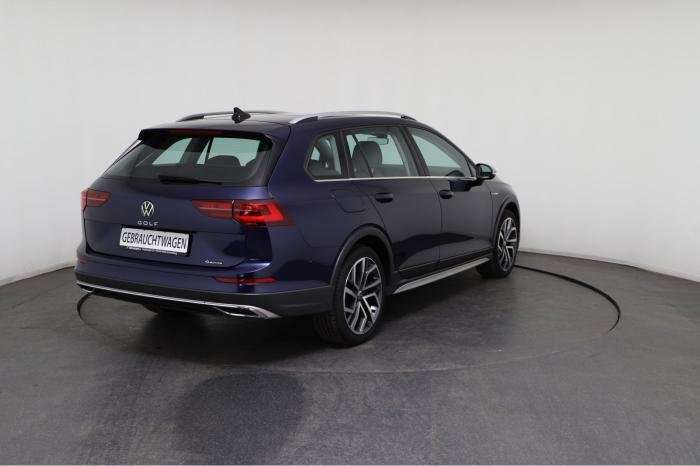 Fahrzeugbild eines Volkswagen Golf