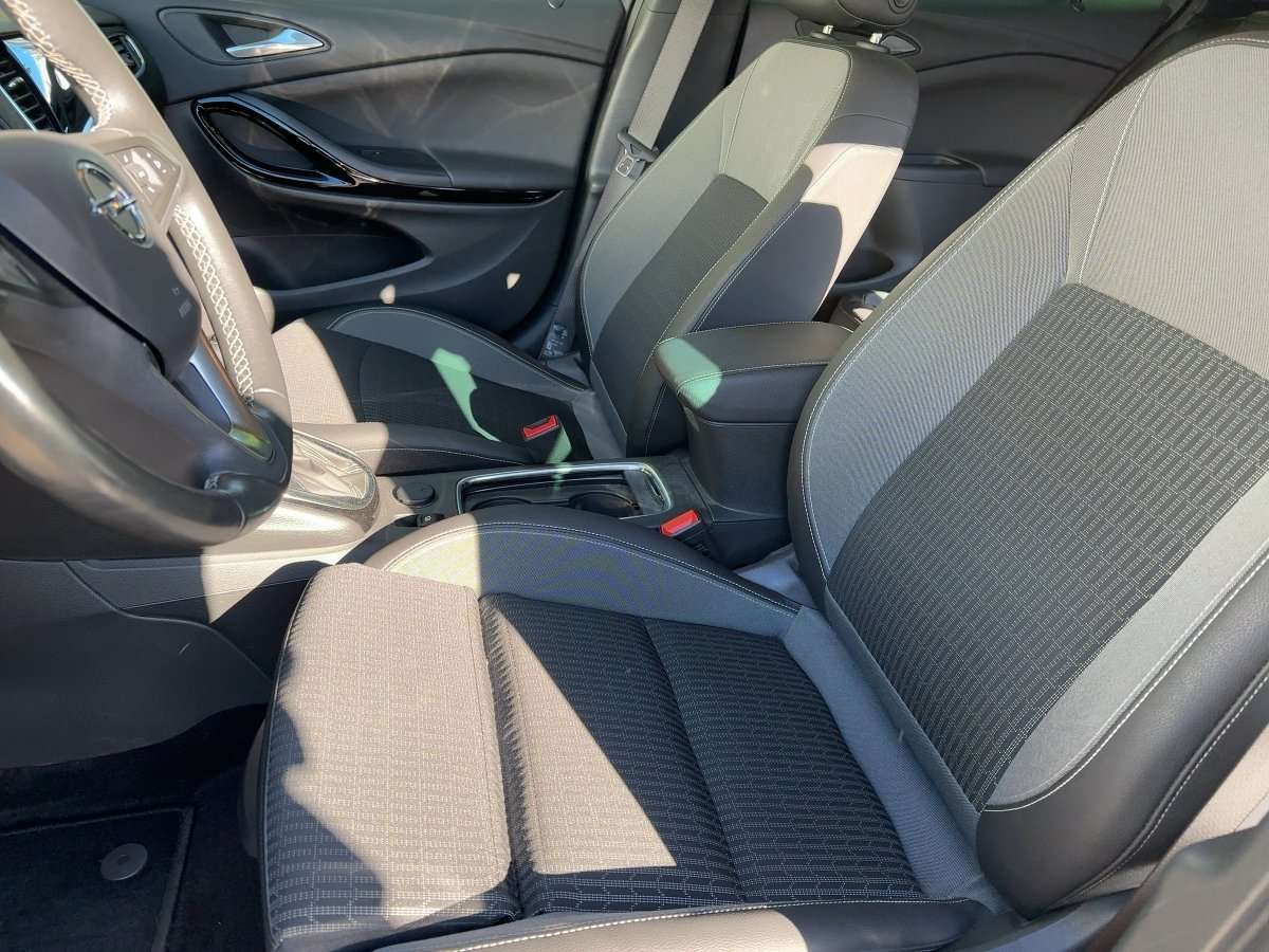 Fahrzeugbild eines Opel Astra