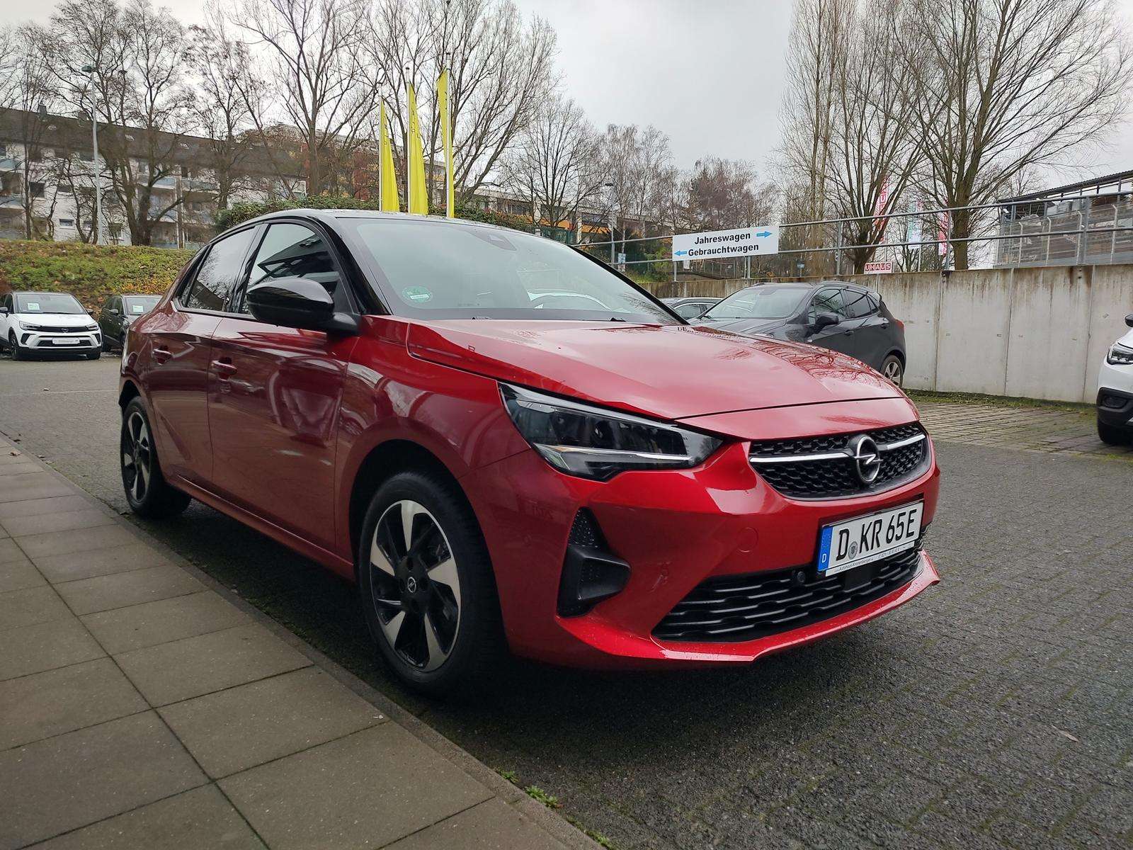 Fahrzeugbild eines Opel Corsa