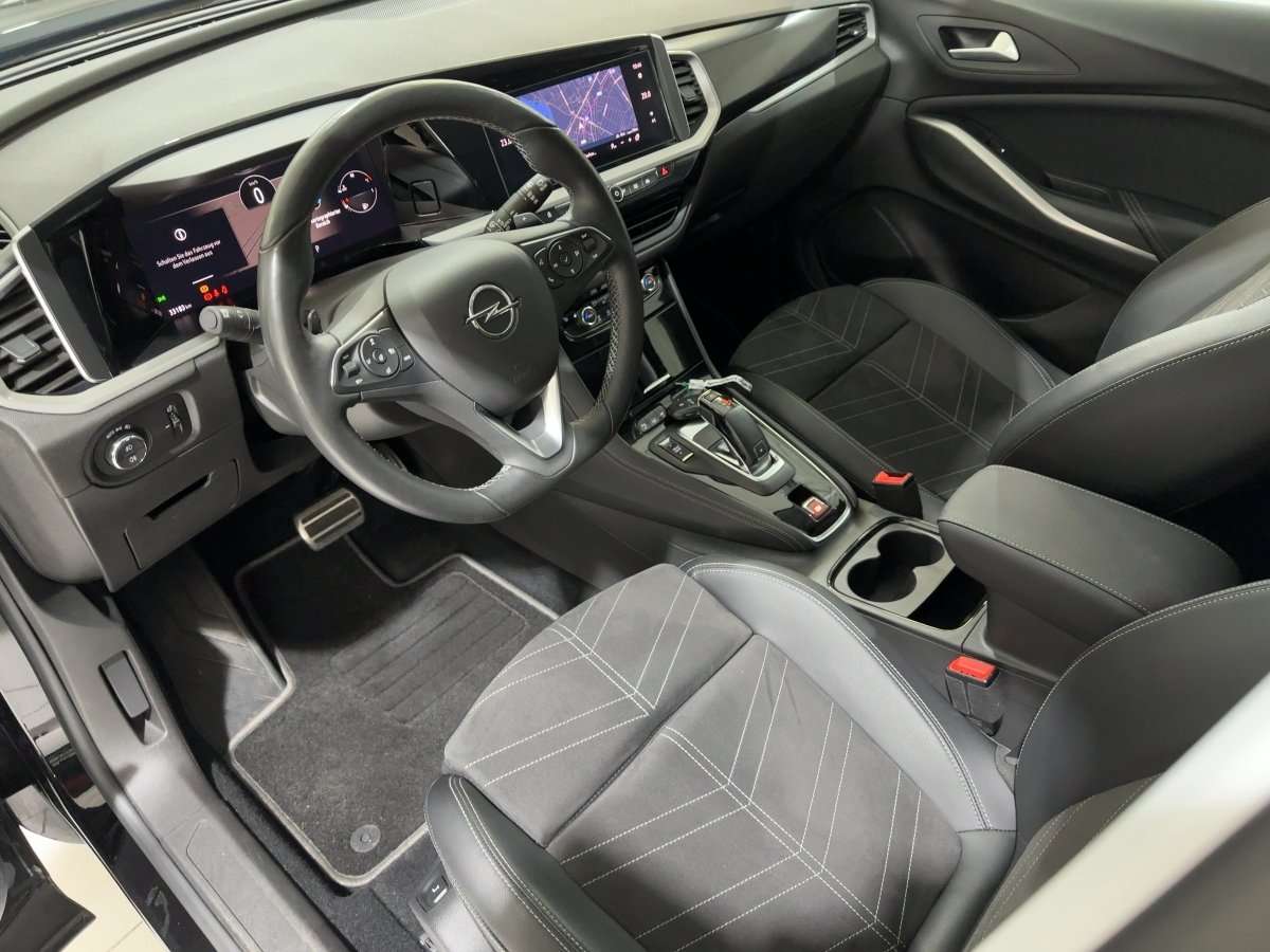 Fahrzeugbild eines Opel Grandland X