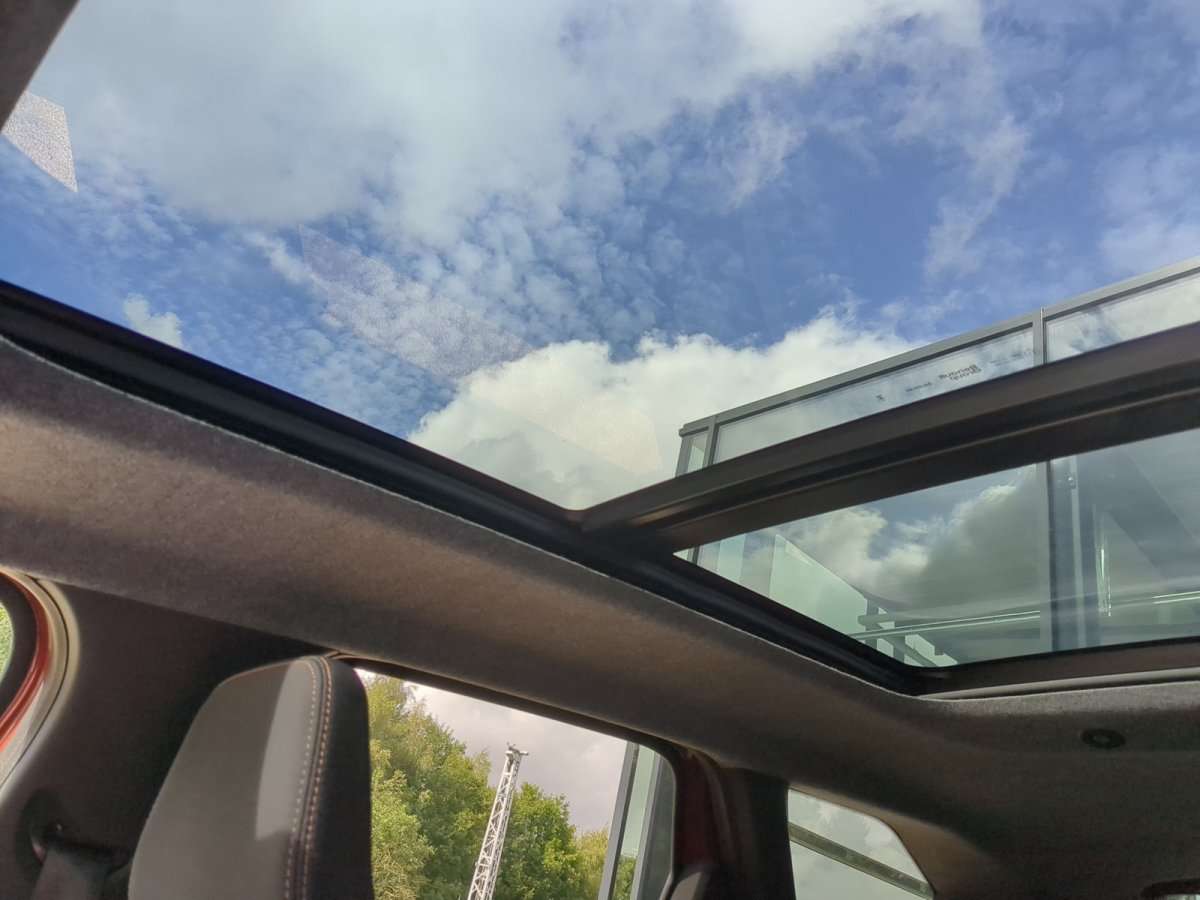 Fahrzeugbild eines Dacia Bigster