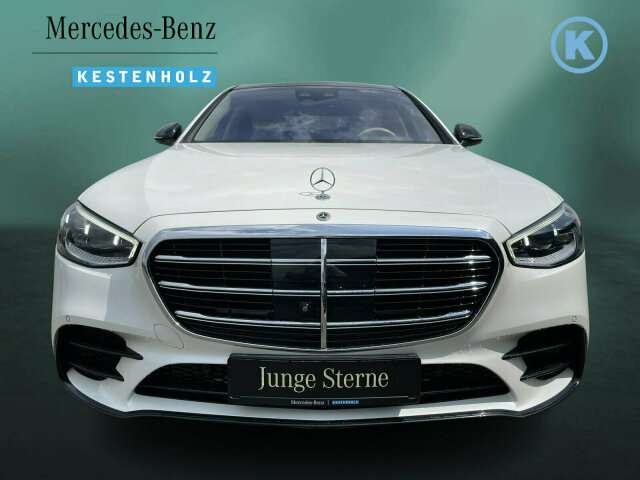 Fahrzeugbild eines Mercedes-Benz S-Klasse