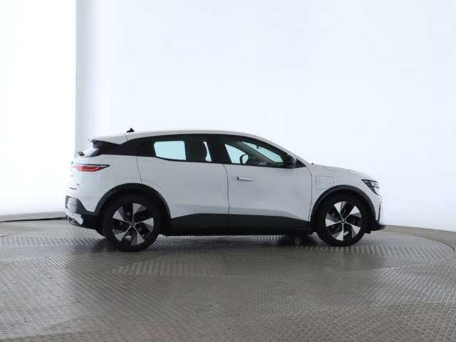 Fahrzeugbild eines Renault Megane E-TECH
