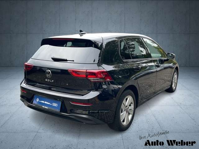 Fahrzeugbild eines Volkswagen Golf