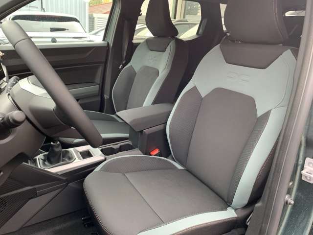 Fahrzeugbild eines Dacia Duster