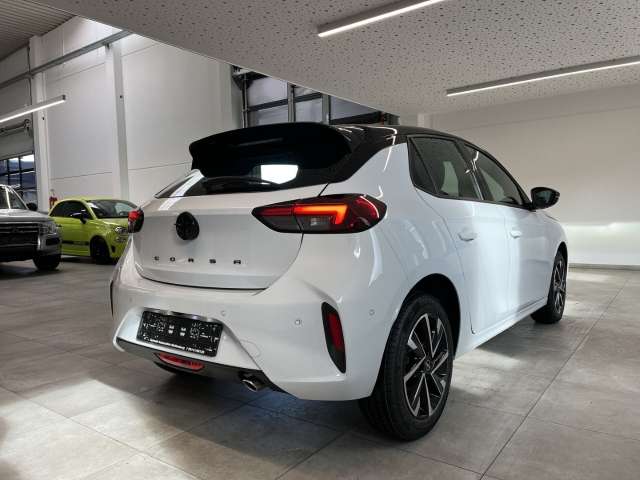 Fahrzeugbild eines Opel Corsa