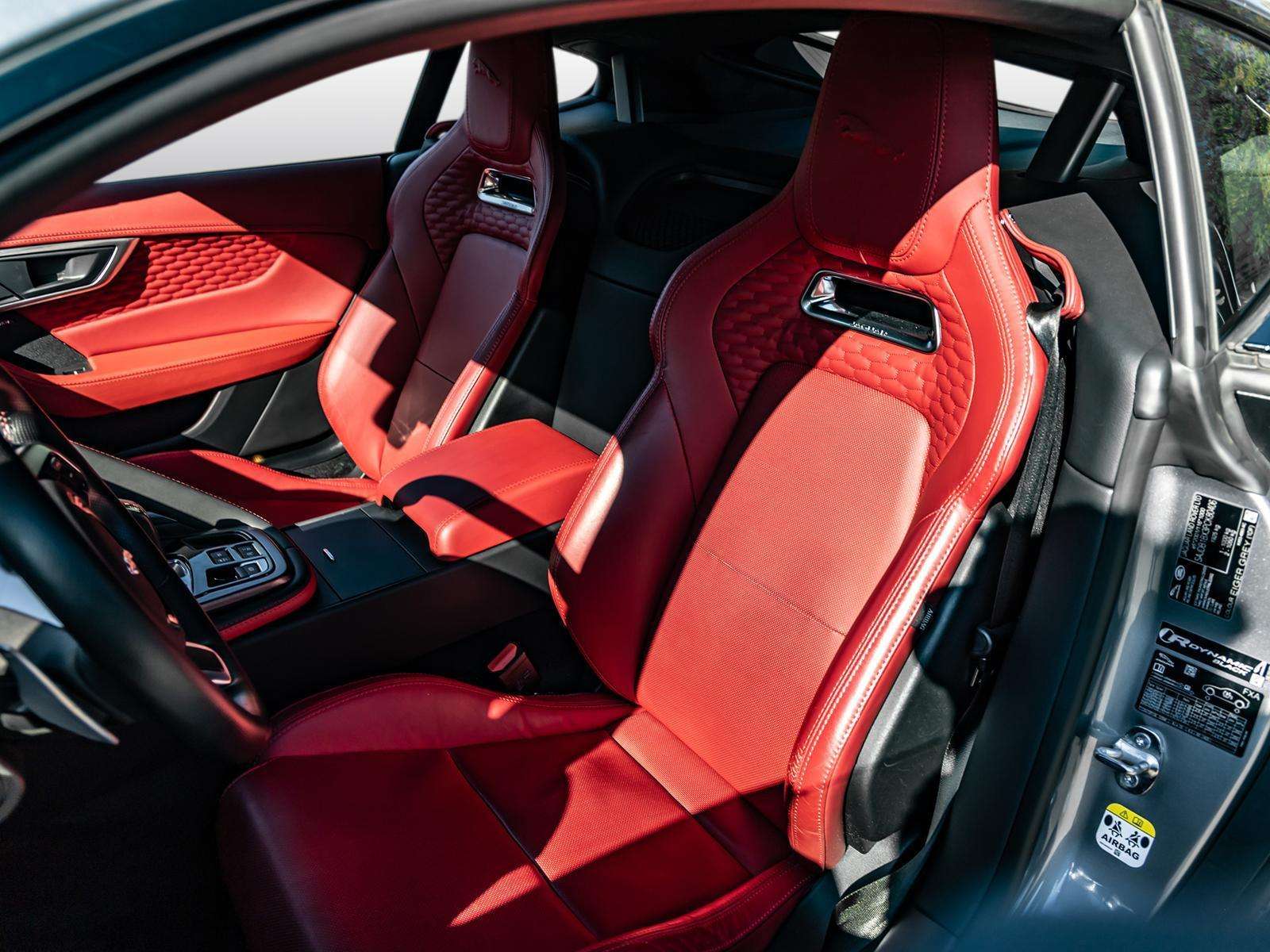 Fahrzeugbild eines Jaguar F-Type