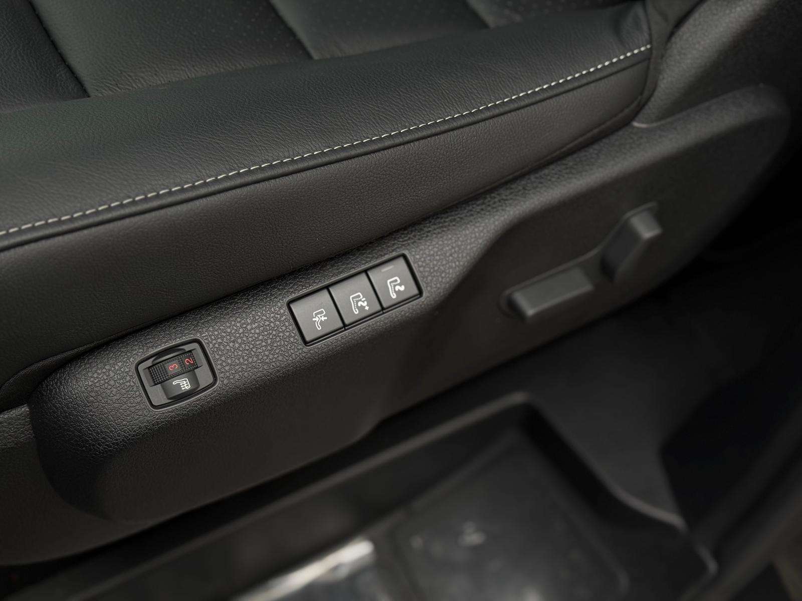 Fahrzeugbild eines Peugeot Traveller