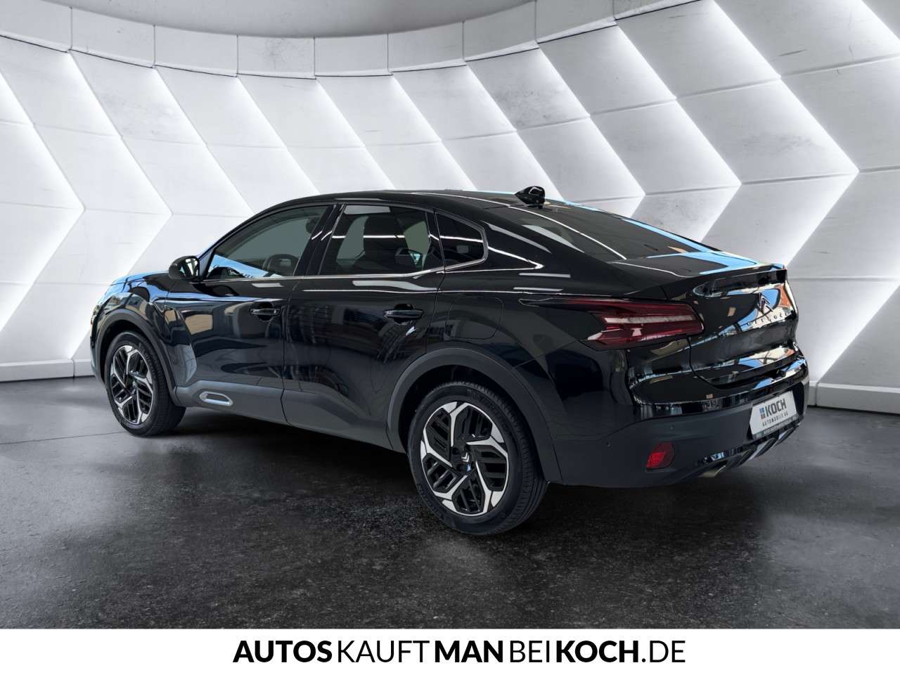 Fahrzeugbild eines Citroën C4 X