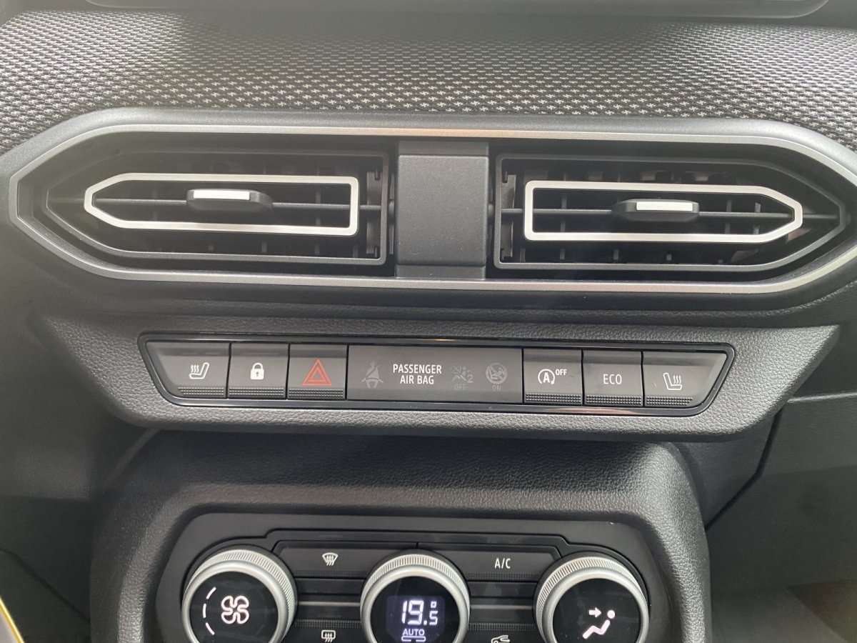 Fahrzeugbild eines Dacia Sandero