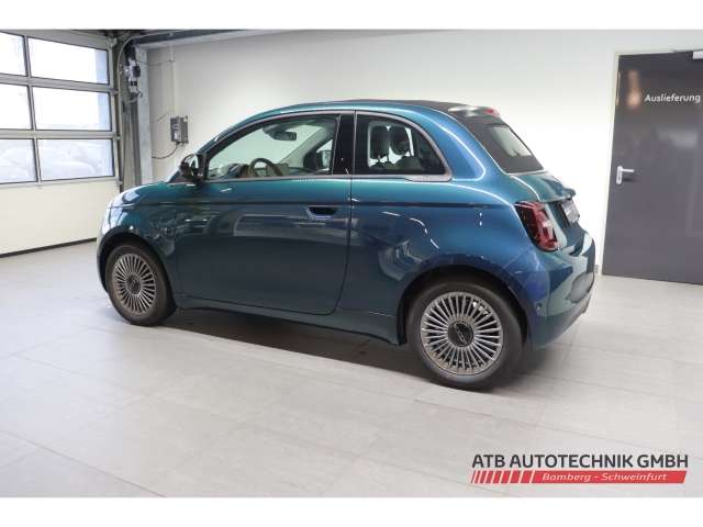 Fahrzeugbild eines Fiat 500