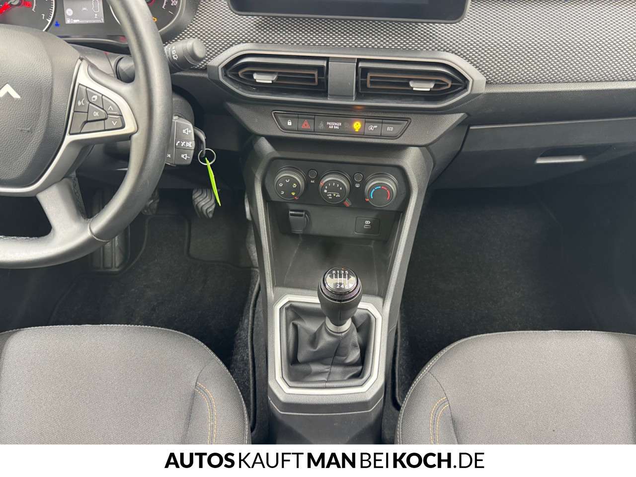 Fahrzeugbild eines Dacia Sandero