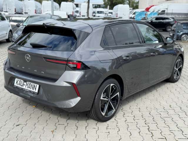 Fahrzeugbild eines Opel Astra