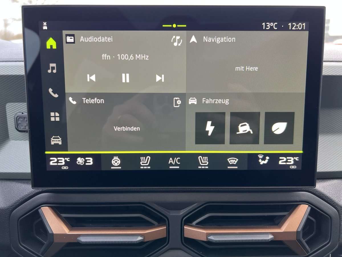 Fahrzeugbild eines Dacia Bigster