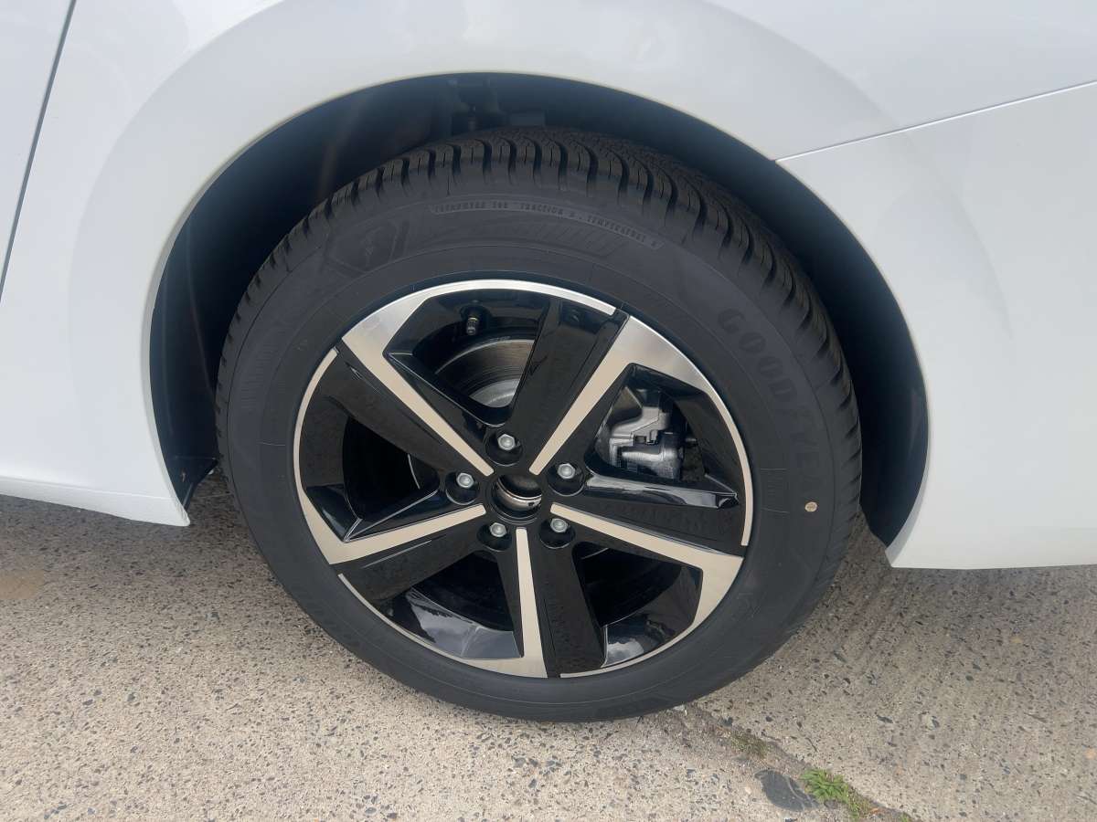 Fahrzeugbild eines Opel Astra