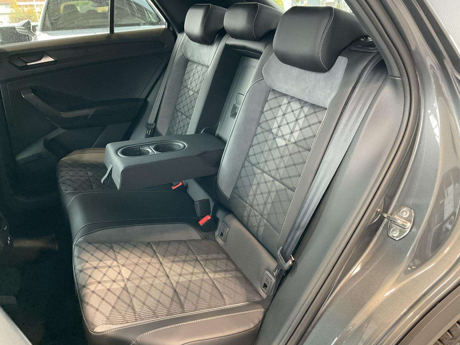 Fahrzeugbild eines Volkswagen T-Roc
