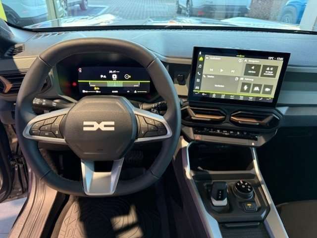 Fahrzeugbild eines Dacia Bigster