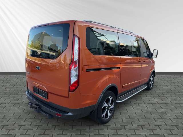Fahrzeugbild eines Ford Tourneo Custom
