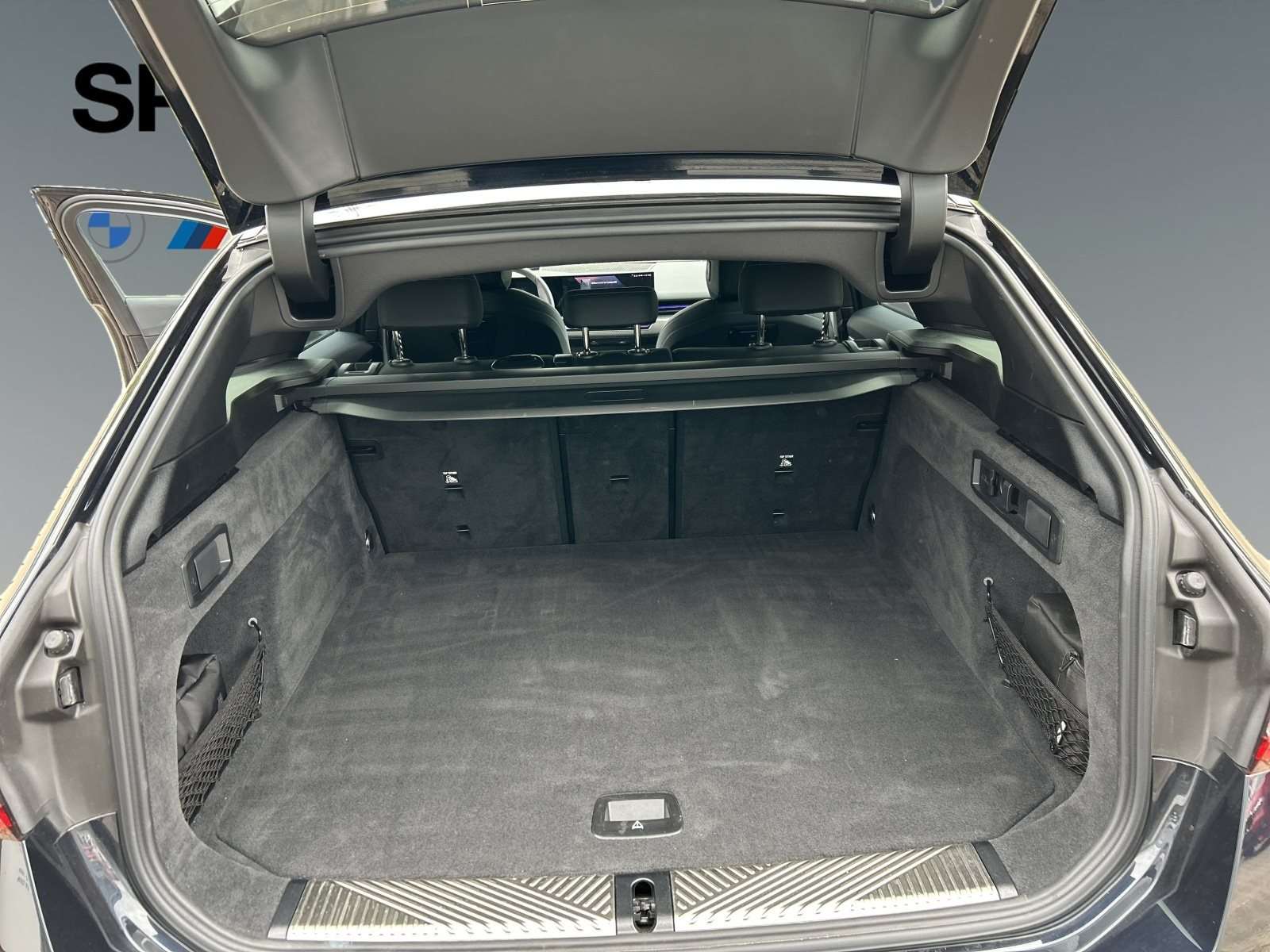 Fahrzeugbild eines BMW 5er-Reihe