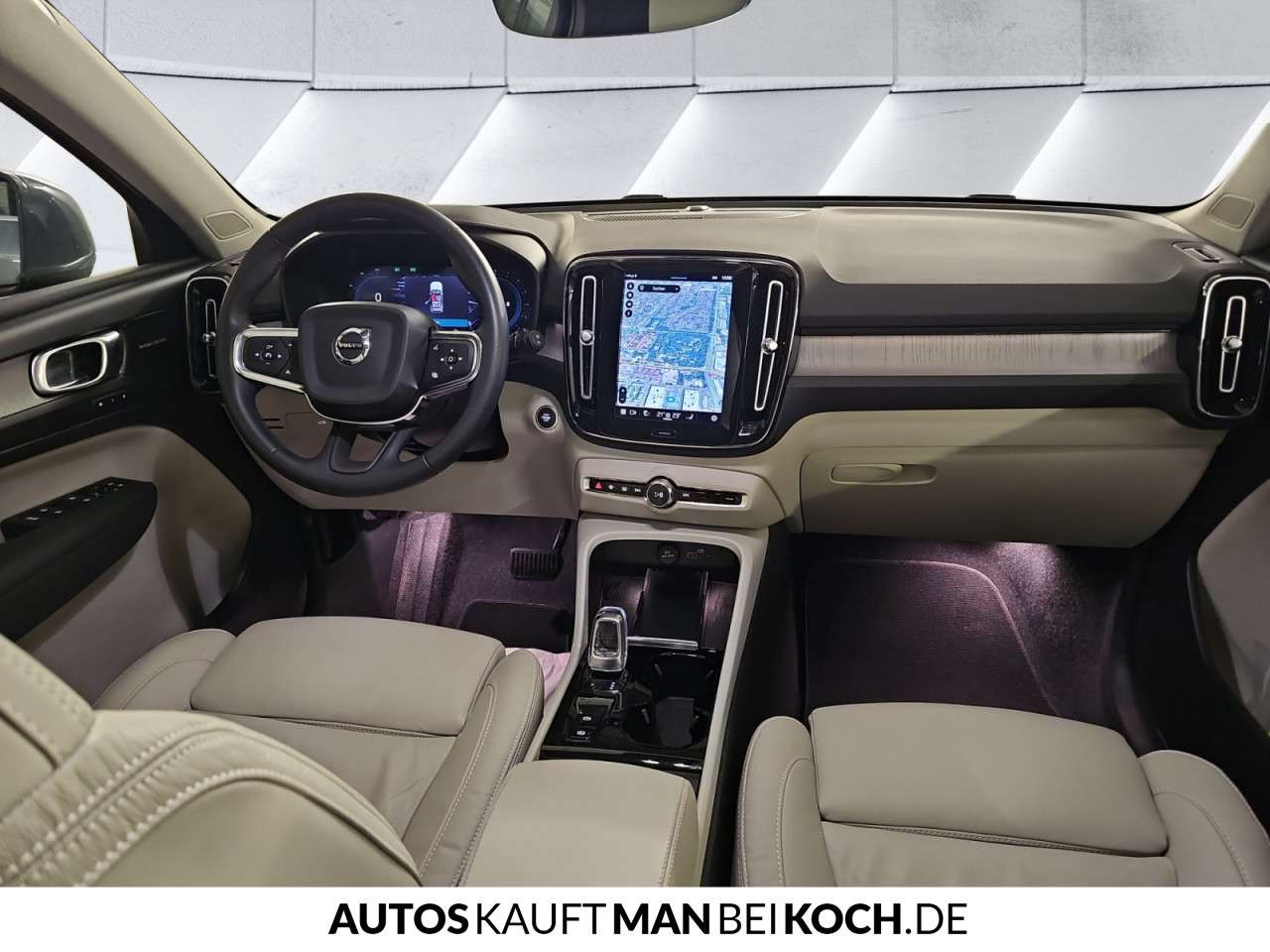 Fahrzeugbild eines Volvo XC40