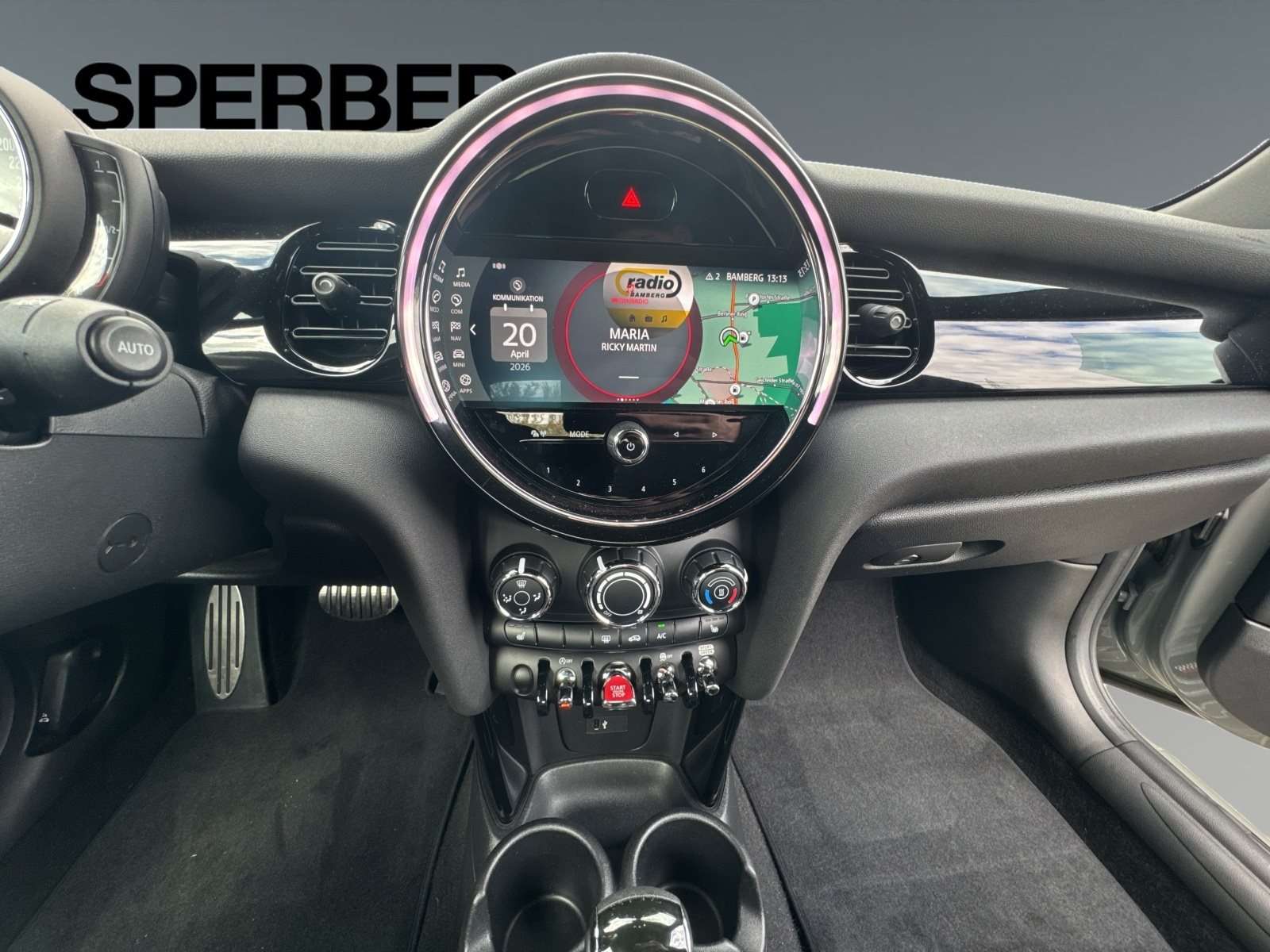 Fahrzeugbild eines MINI MINI