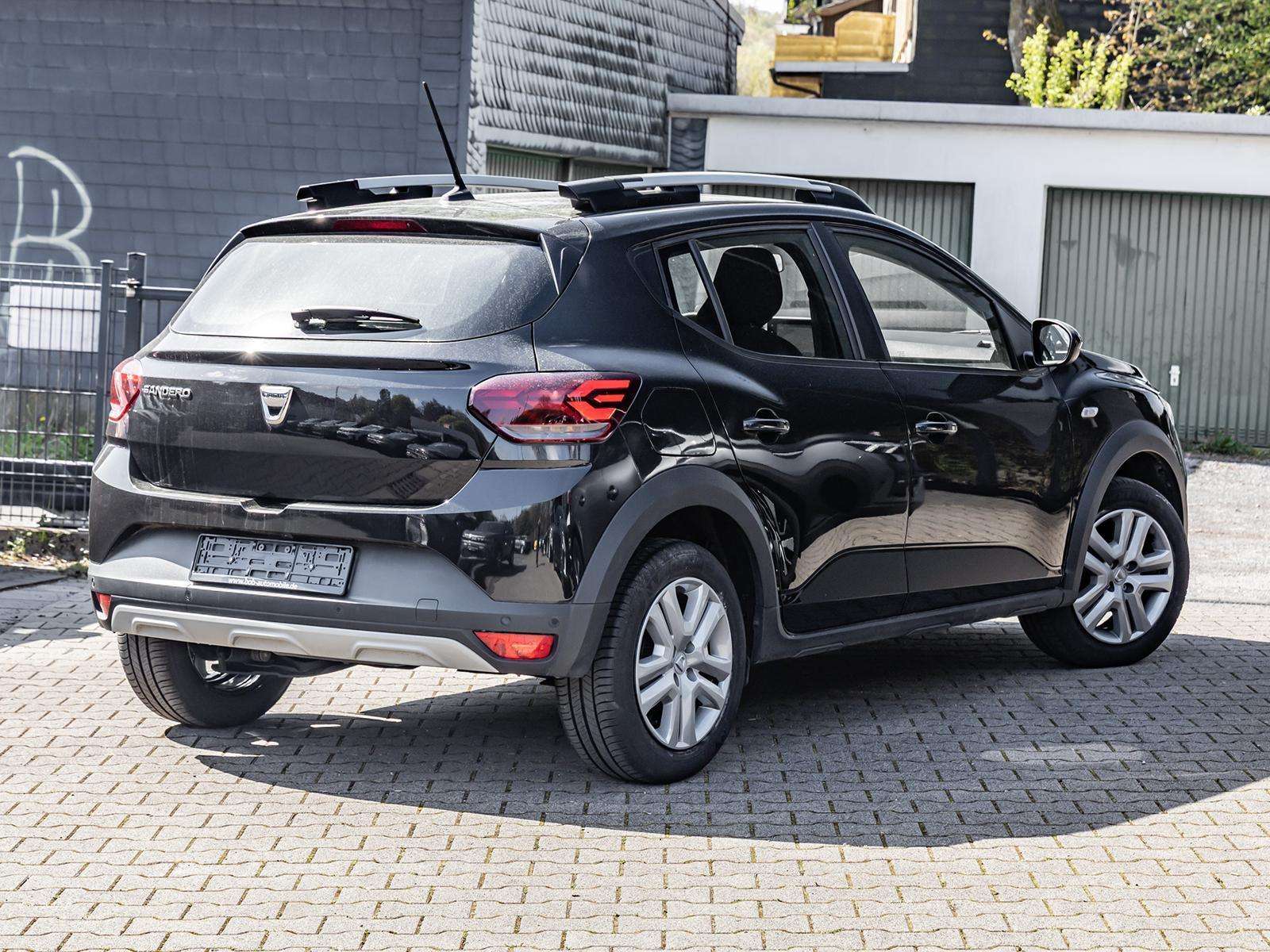 Fahrzeugbild eines Dacia Sandero